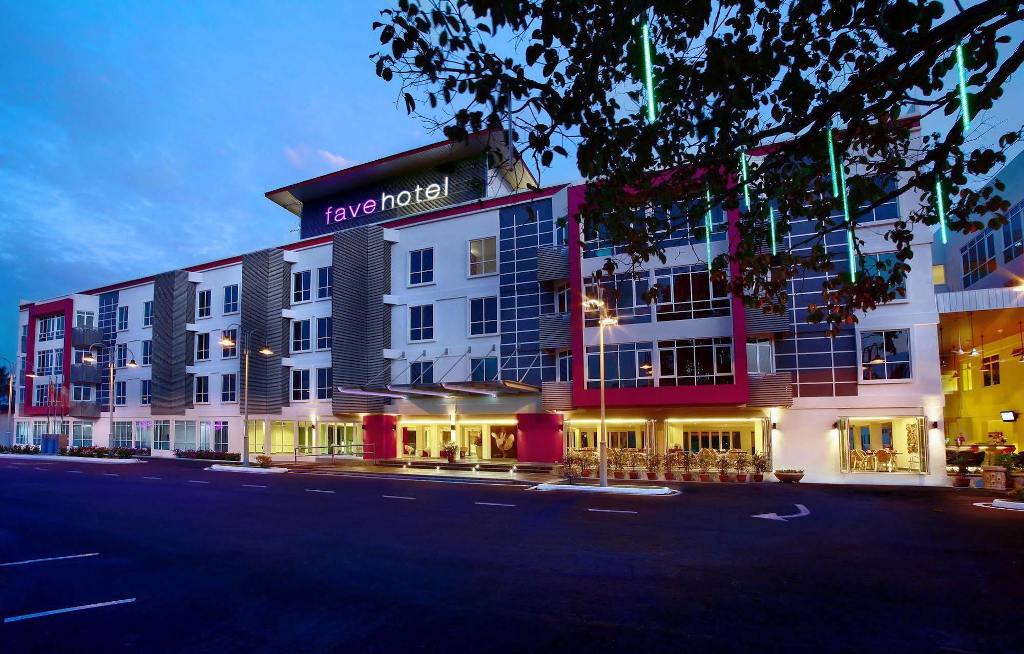 Favehotel Cenang Beach Langkawi Exterior photo